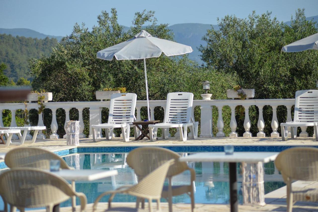 פלקאס Villa Myrto מראה חיצוני תמונה