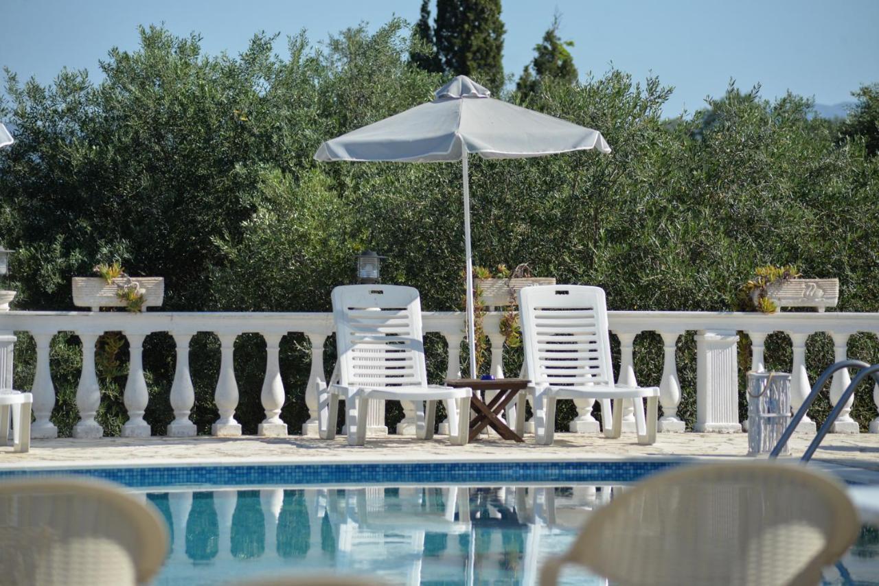 פלקאס Villa Myrto מראה חיצוני תמונה