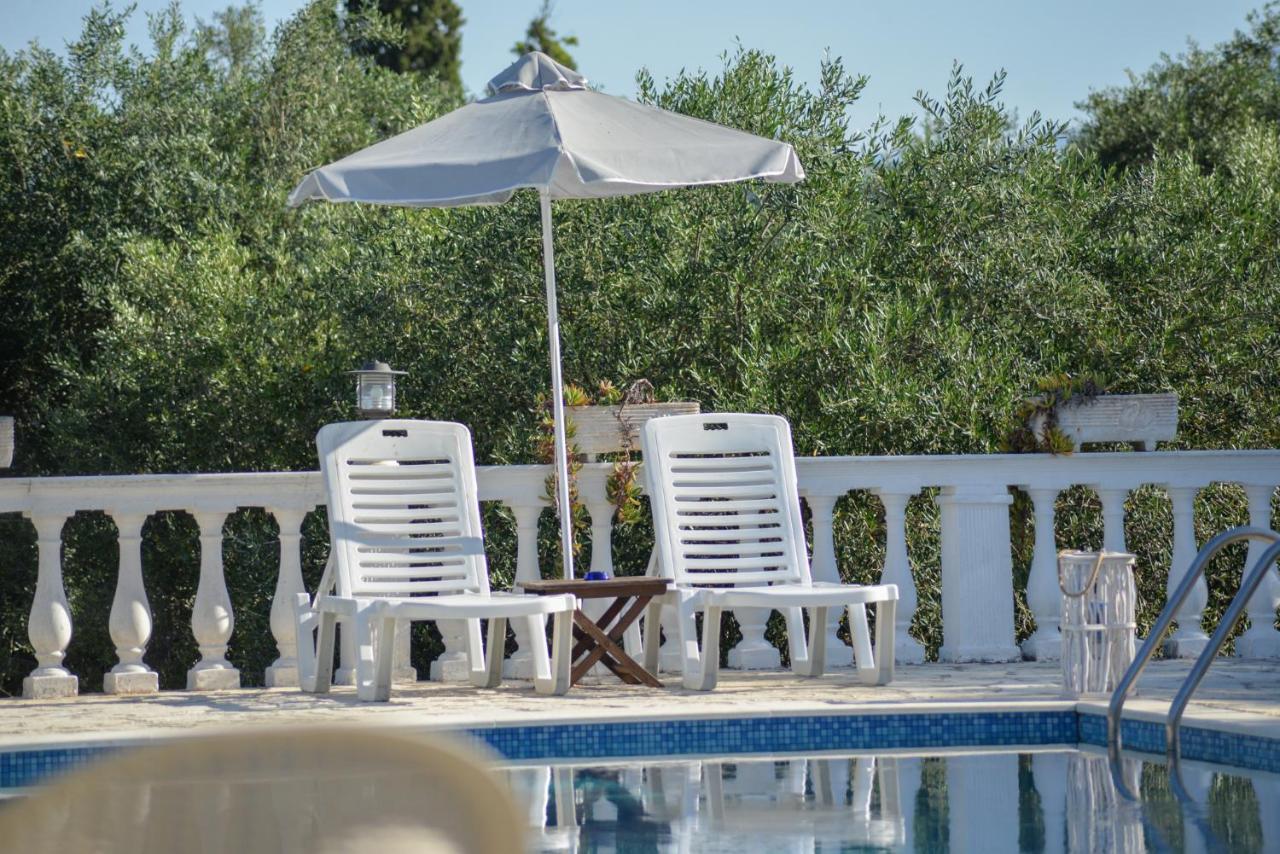פלקאס Villa Myrto מראה חיצוני תמונה
