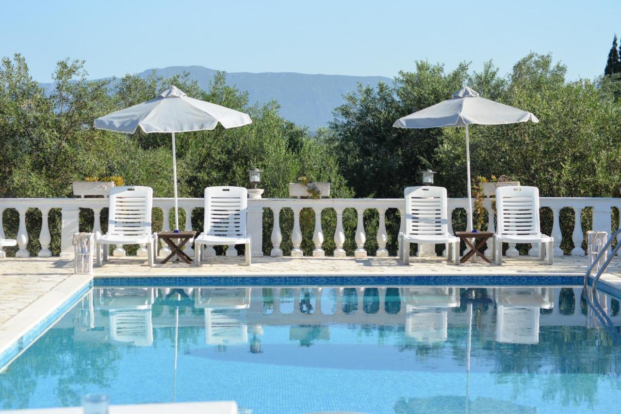 פלקאס Villa Myrto מראה חיצוני תמונה