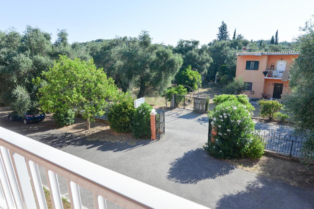 פלקאס Villa Myrto מראה חיצוני תמונה