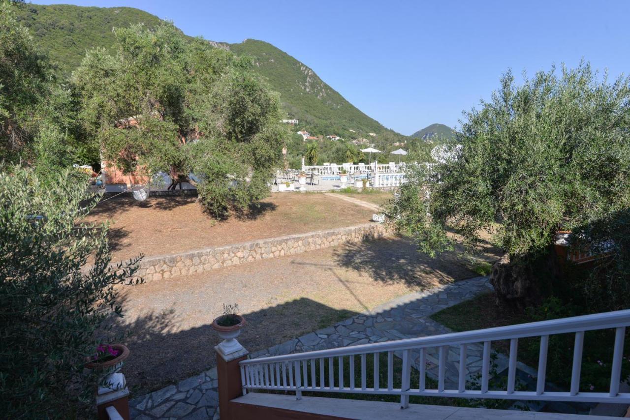 פלקאס Villa Myrto מראה חיצוני תמונה
